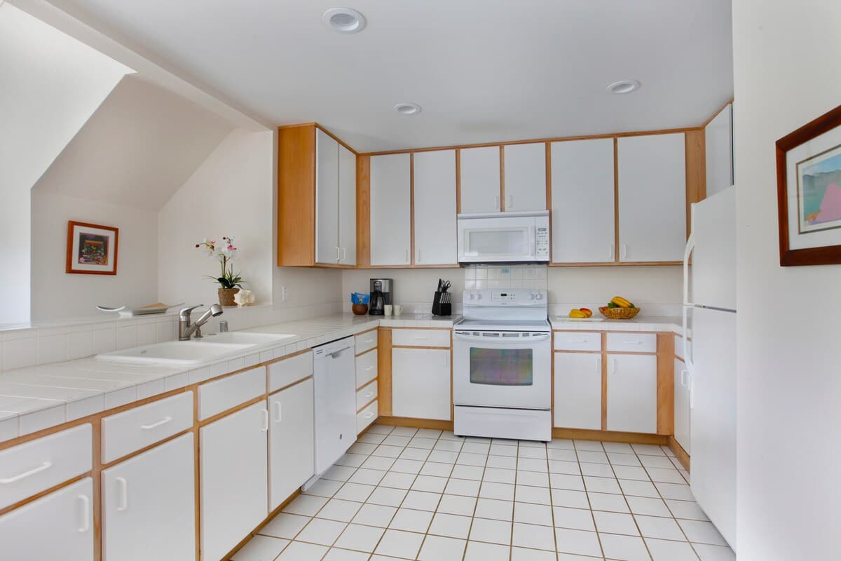 Condo in Koloa · ★4.67 · 3 bedrooms · 4 beds · 2 private baths - Photo 4