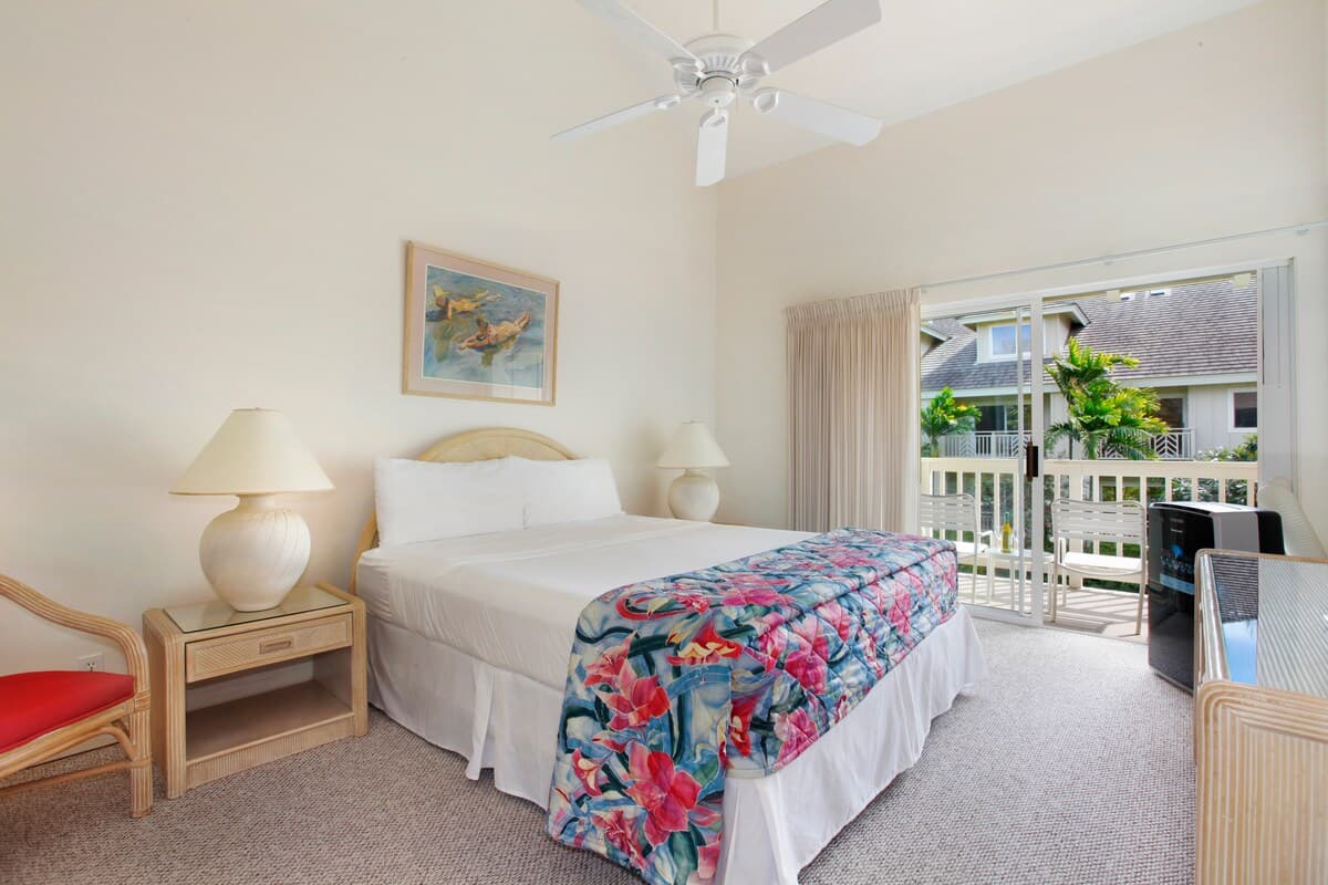 Condo in Koloa · ★4.67 · 3 bedrooms · 4 beds · 2 private baths - Photo 5