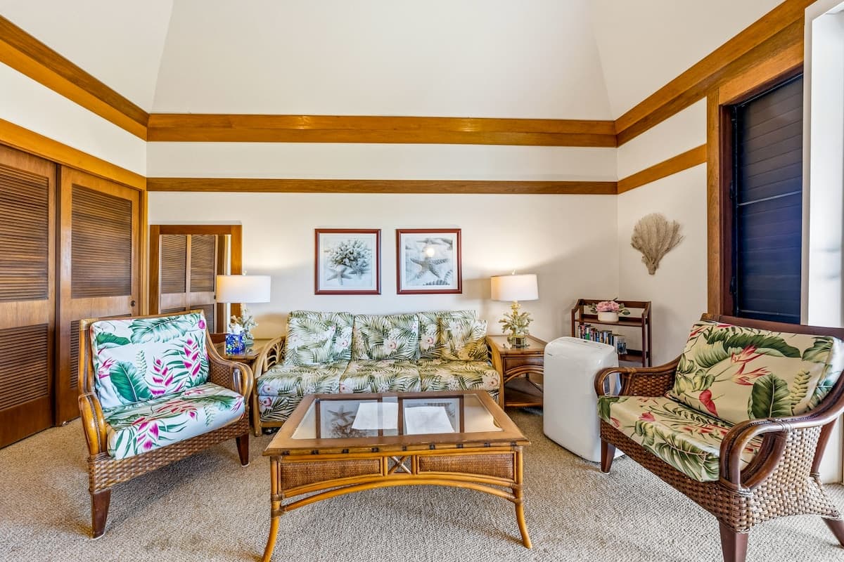 Condo in Koloa · ★4.95 · 1 bedroom · 2 beds · 1 private bath - Photo 5