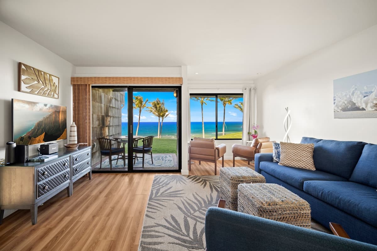 Condo in Princeville · ★4.94 · 1 bedroom · 2 beds · 1 bath - Photo 1