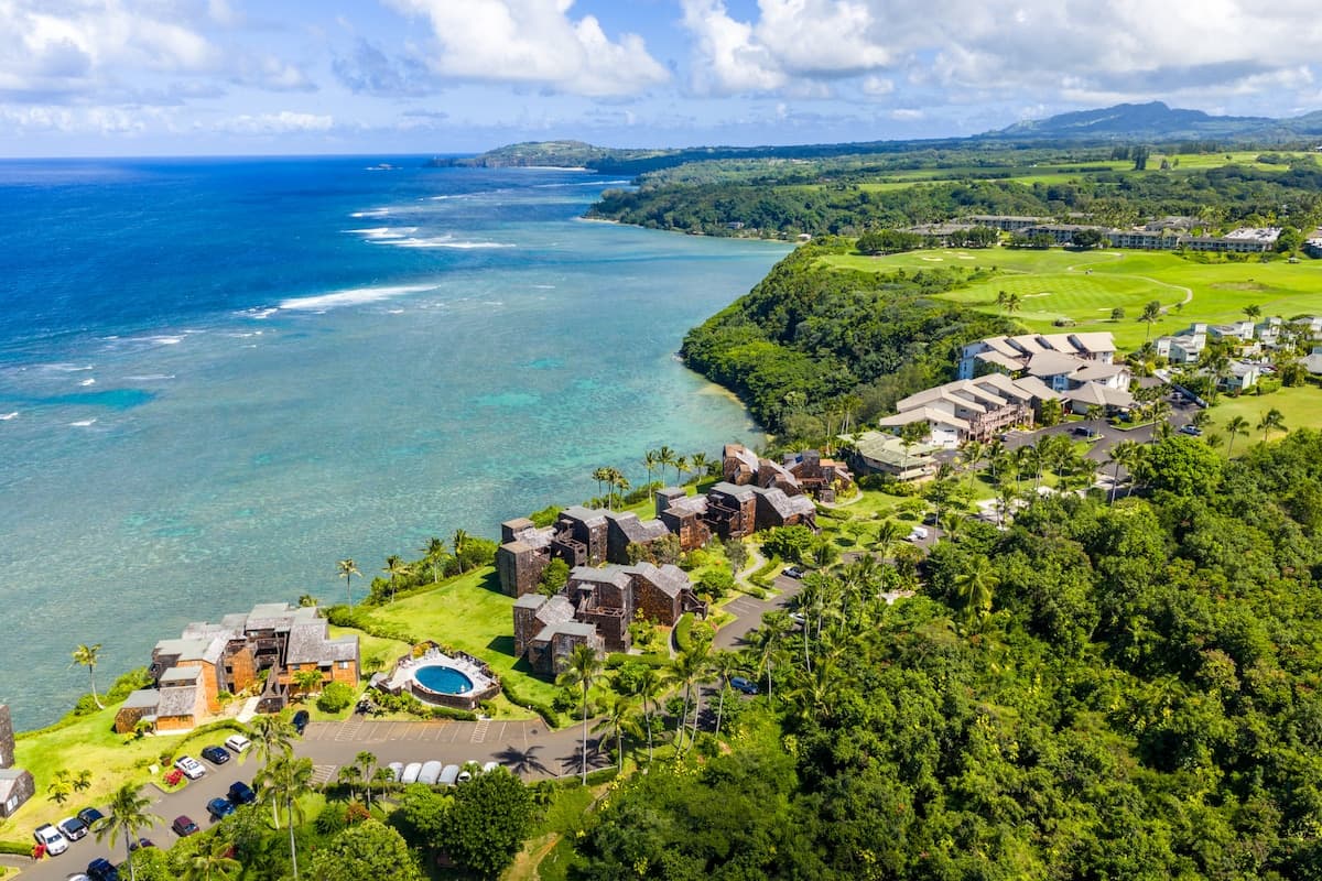 Condo in Princeville · ★4.94 · 1 bedroom · 2 beds · 1 bath - Photo 5