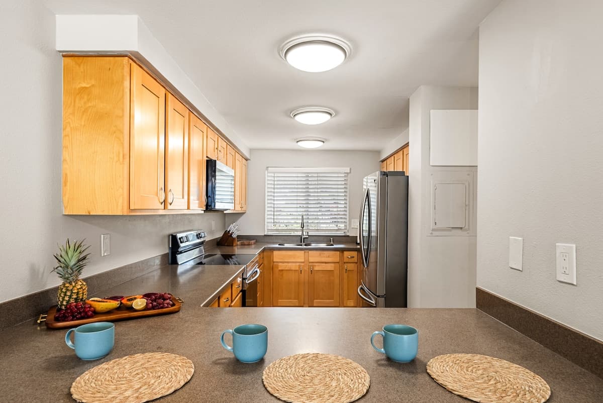 Condo in Wailuku · ★5.0 · 2 bedrooms · 3 beds · 2 baths - Photo 5
