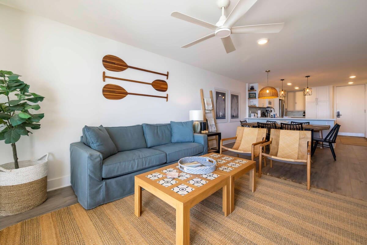 Ocean Front Beautiful Remodeled Unit 418! -Maalaea - Photo 2