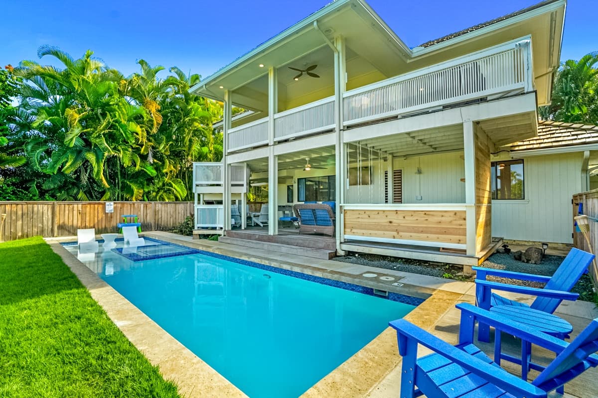 Villa in Princeville · ★5.0 · 6 bedrooms · 13 beds · 2.5 private baths - Photo 1