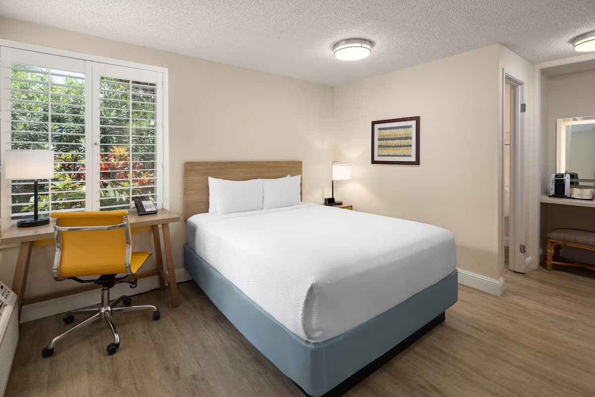 Hotel in Kihei · ★4.57 · 1 bedroom · 1 private bath - Photo 1