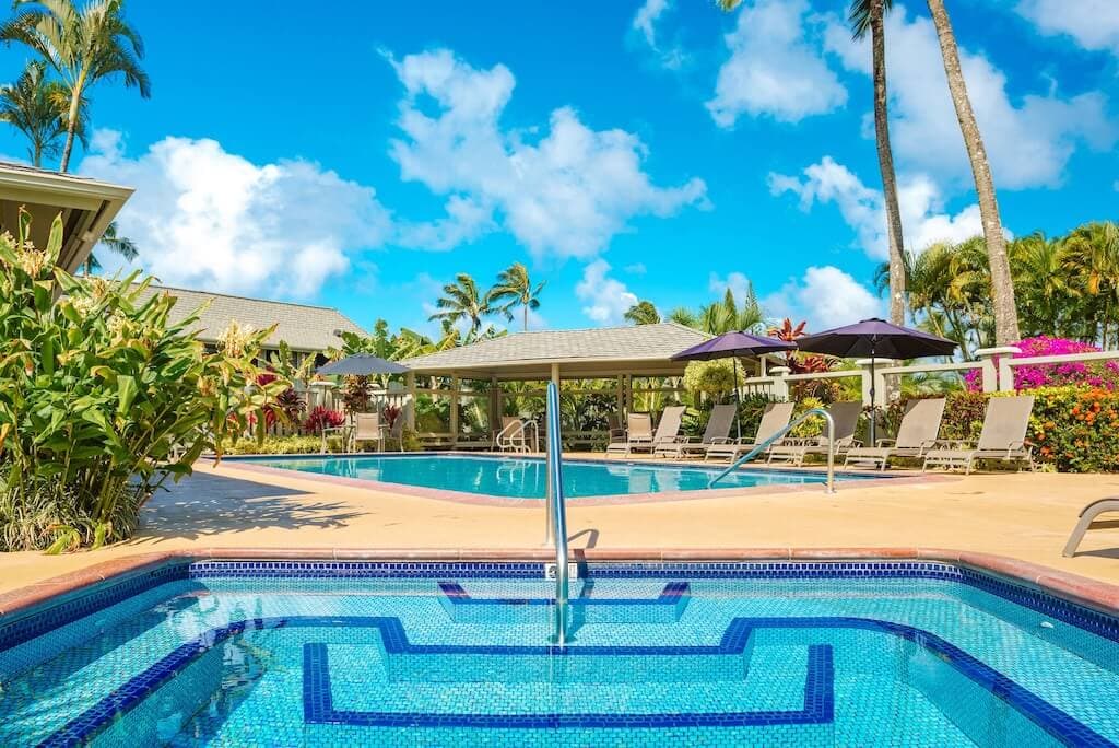 Condo in Princeville · ★4.95 · 2 bedrooms · 2 beds · 2 private baths - Photo 3