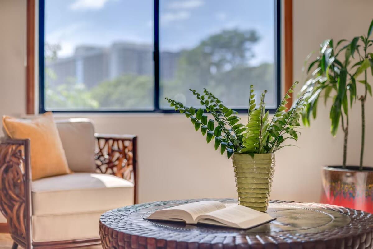 Hotel in Honolulu · ★5.0 · 2 bedrooms · 5 beds · 2.5 private baths - Photo 3