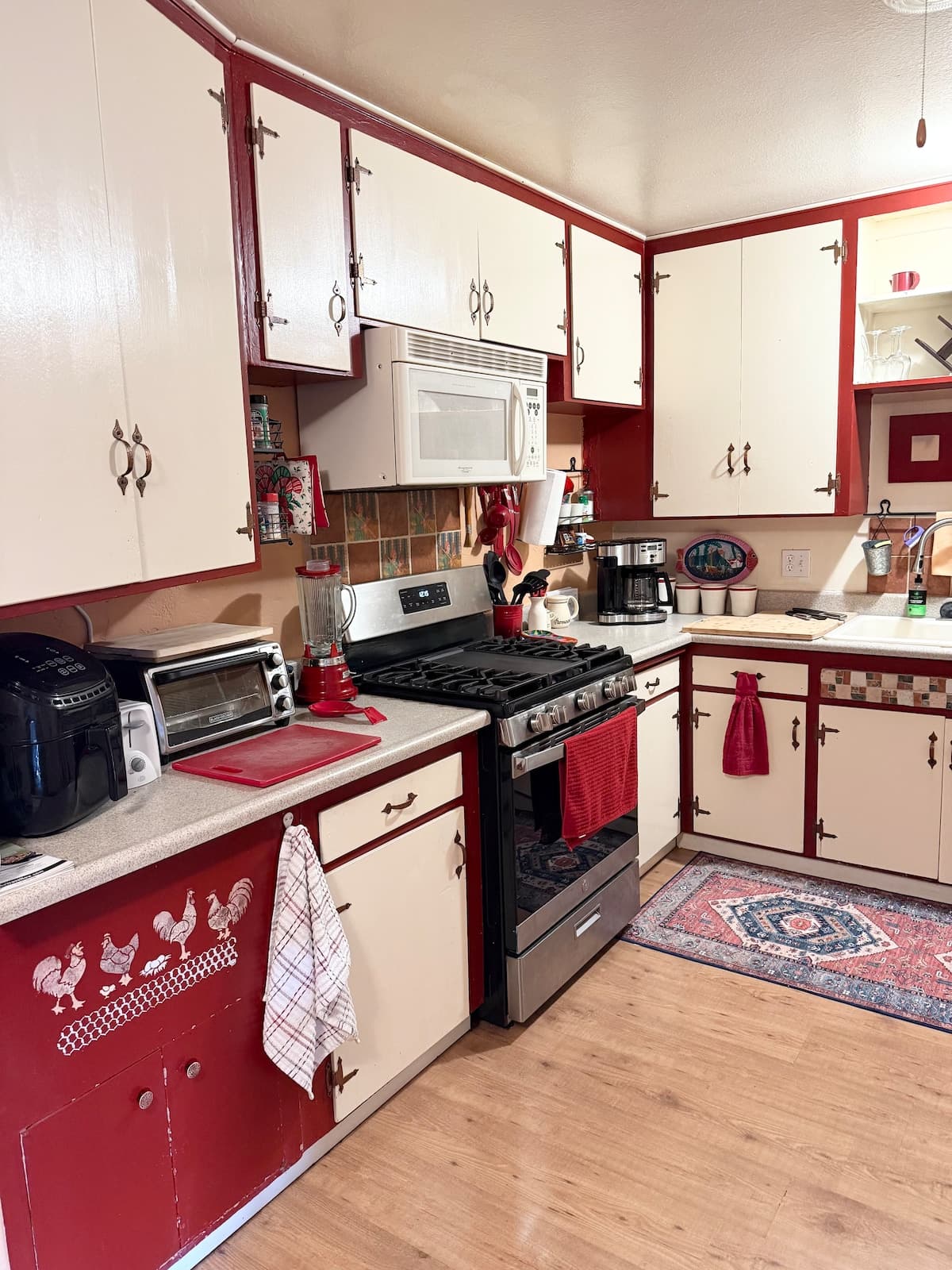 Cozy Midtown Cottage Near Trails & Lake, CYH0822 - Photo 1