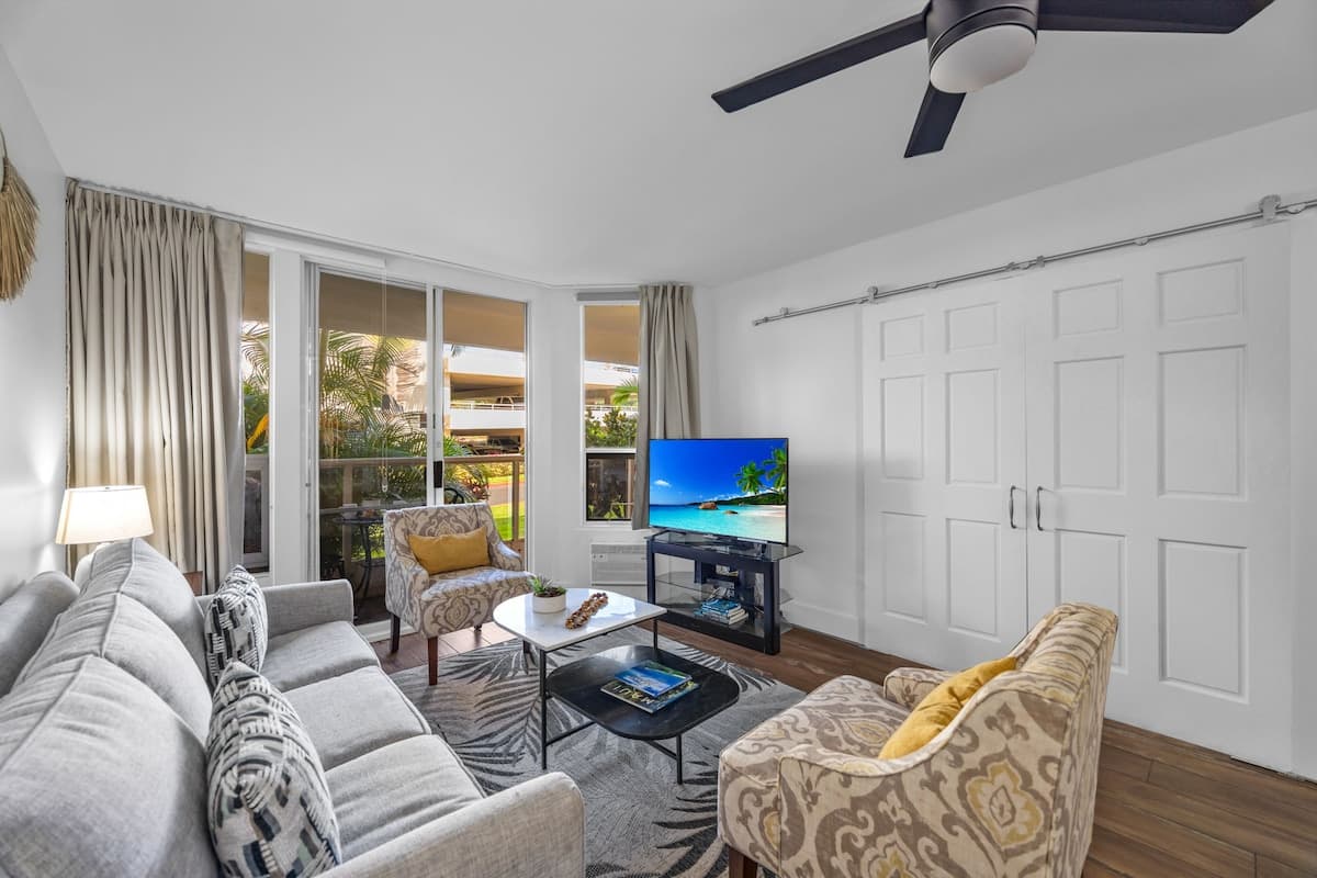 Condo in Kihei · ★4.8 · 2 bedrooms · 4 beds · 2 private baths - Photo 5