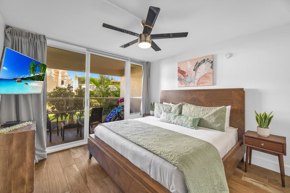 Condo in Kihei · ★4.8 · 2 bedrooms · 4 beds · 2 private baths - Photo 2