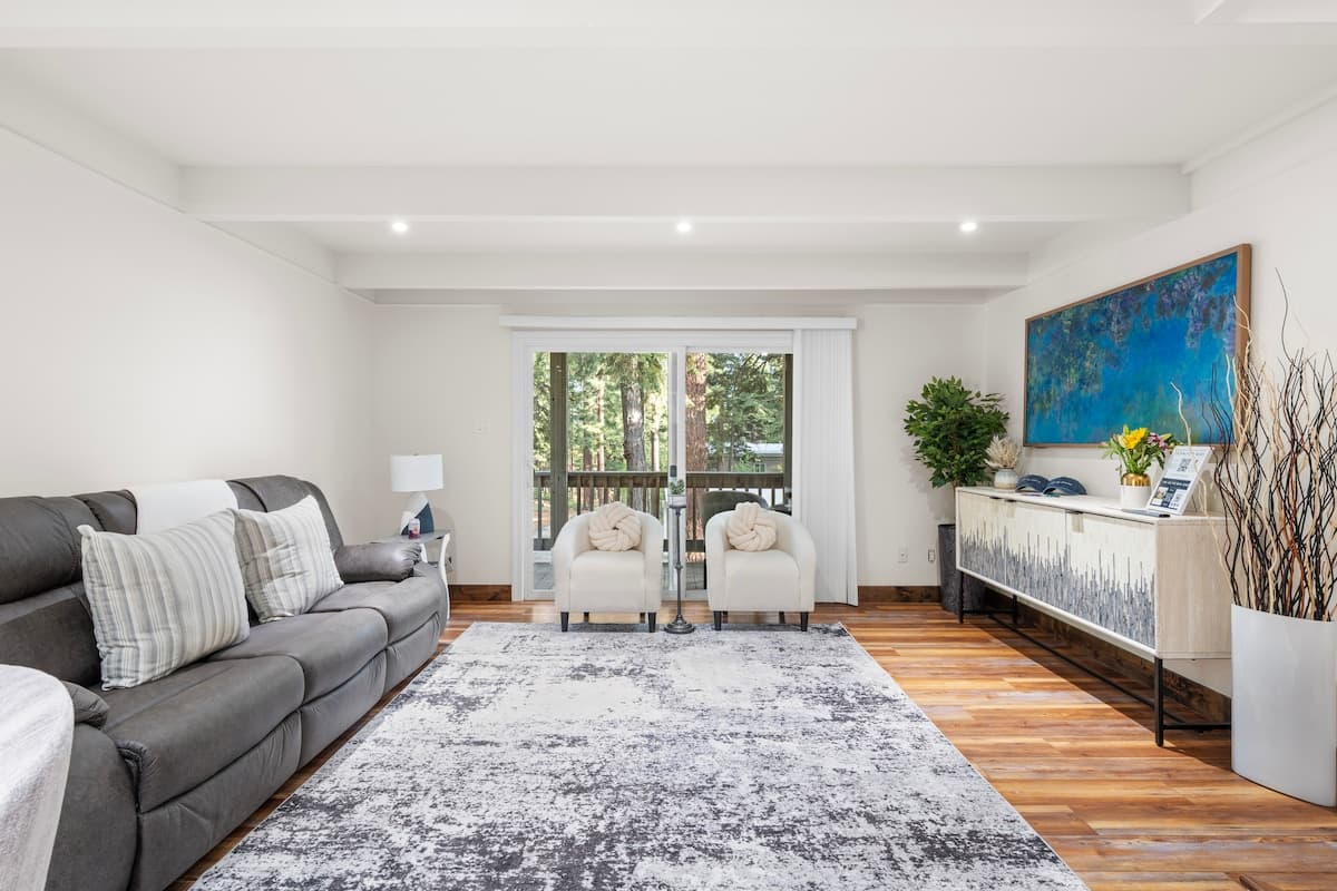 Condo in Incline Village · ★4.5 · 3 bedrooms · 4 beds · 2 private baths - Photo 1