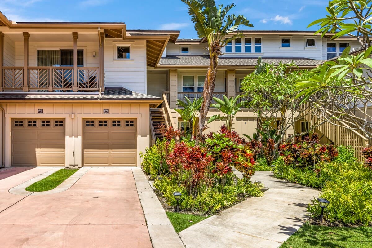 Condo in Koloa · ★4.78 · 2 bedrooms · 4 beds · 2.5 private baths - Photo 4