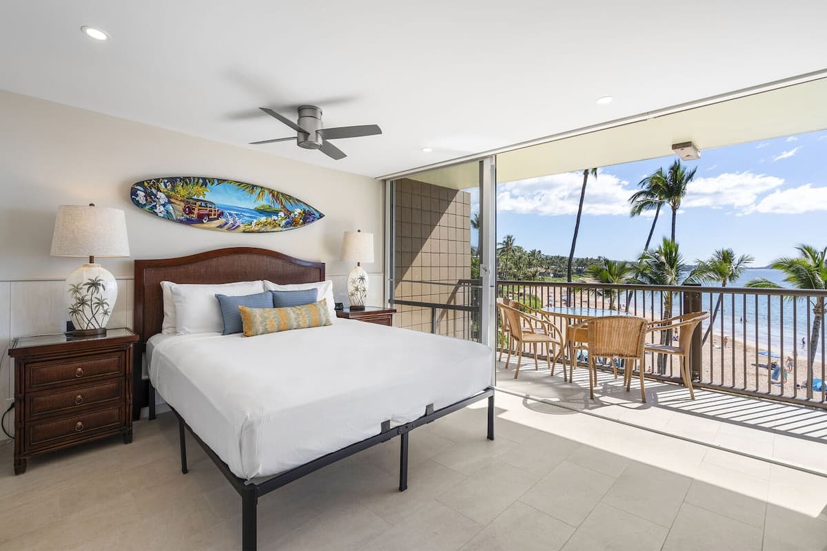 Condo in Kihei · ★5.0 · 2 bedrooms · 3 beds · 2 baths - Photo 3