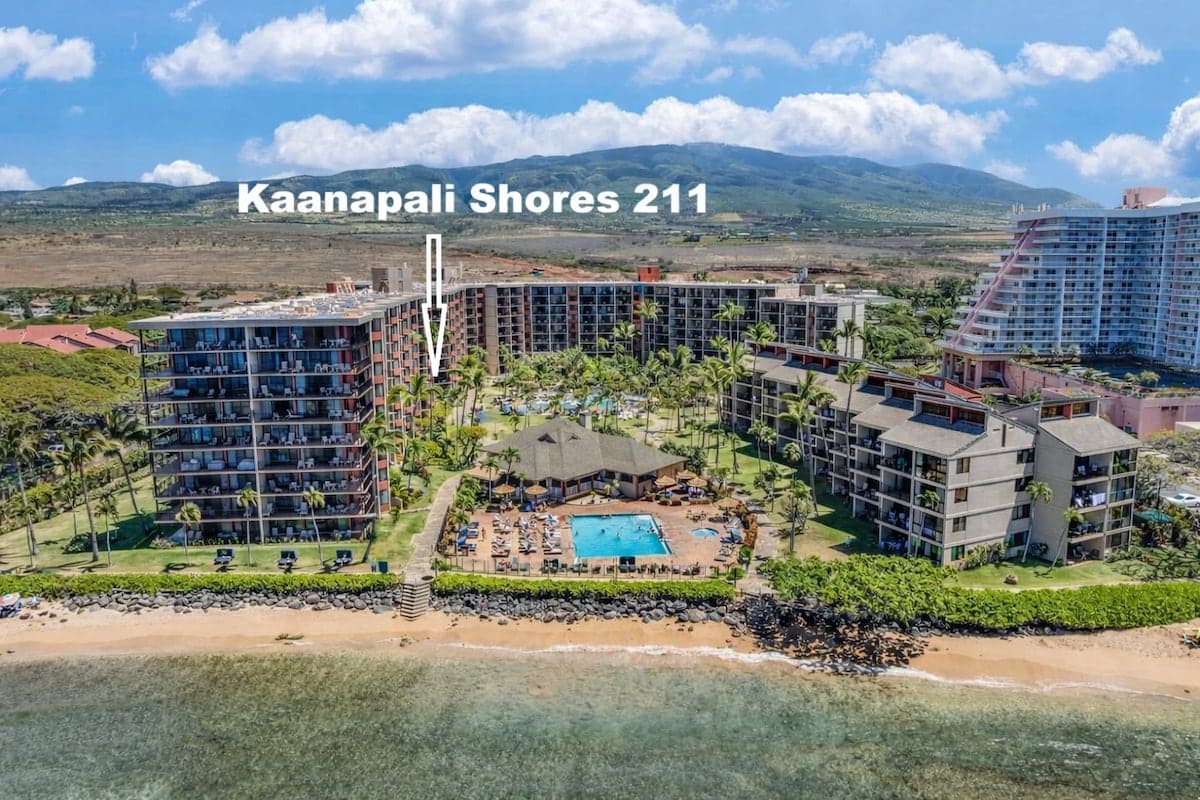 Condo in Lahaina · ★5.0 · 1 bedroom · 2 beds · 1 bath - Photo 5