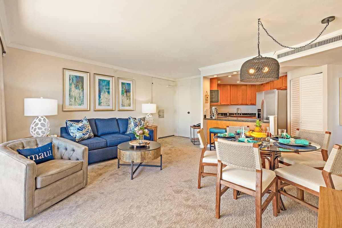 Condo in Lahaina · ★5.0 · 2 bedrooms · 3 beds · 2 baths - Photo 2