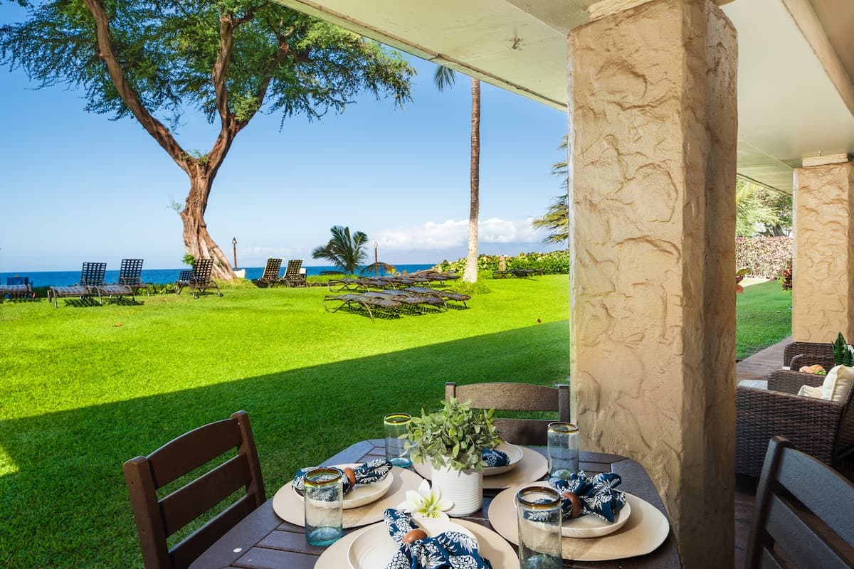 Condo in Lahaina · ★5.0 · 1 bedroom · 2 beds · 1 bath - Photo 1