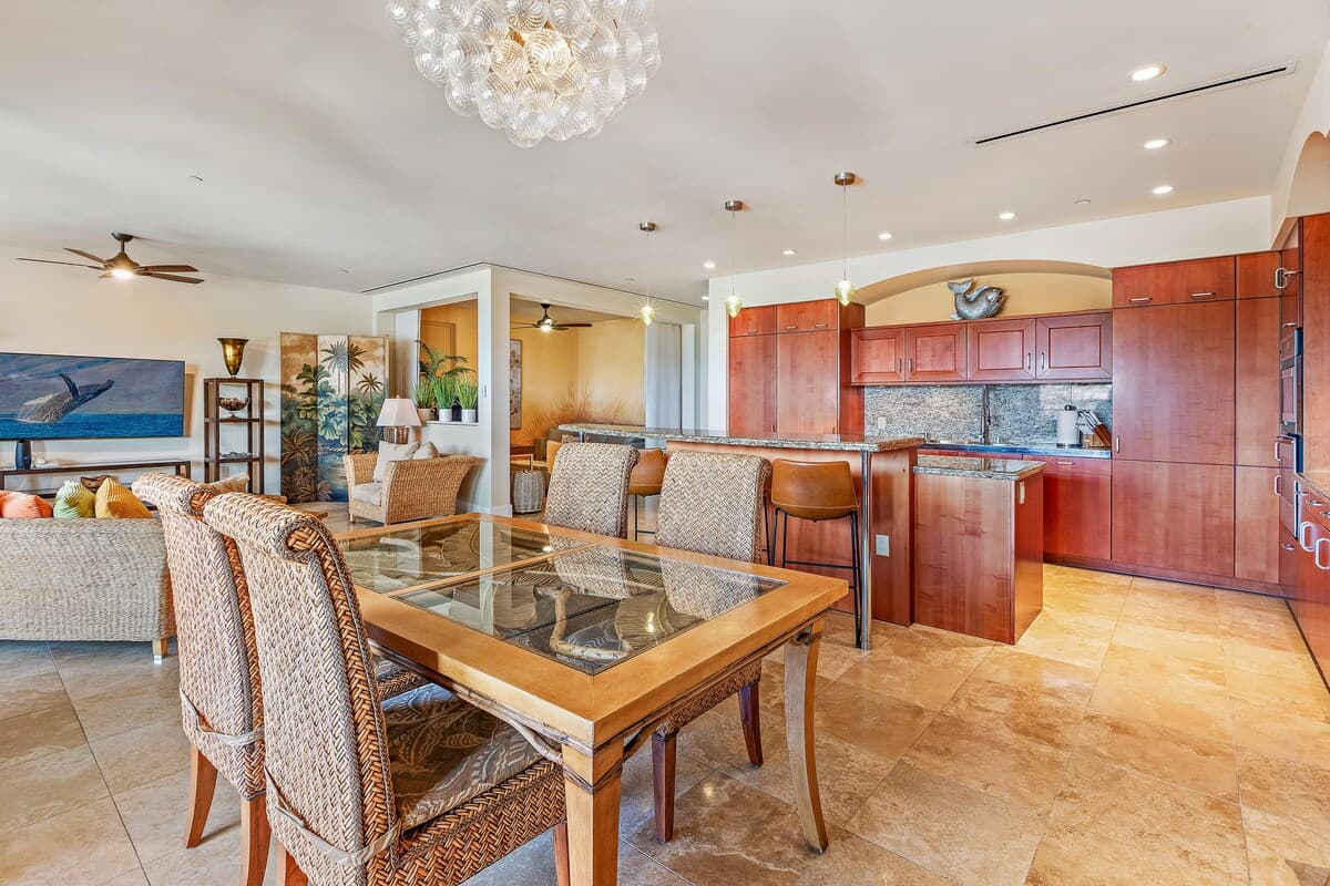 Condo in Kihei · ★5.0 · 2 bedrooms · 4 beds · 2 baths - Photo 4