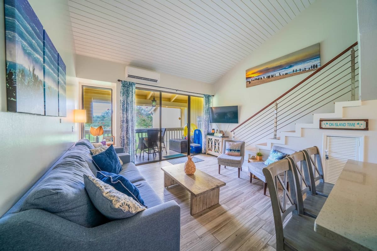 Magnificent Newly Renovated TBay Golf Course Condo - Photo 4