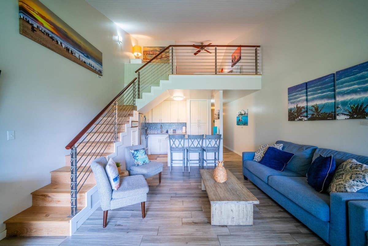 Magnificent Newly Renovated TBay Golf Course Condo - Photo 1