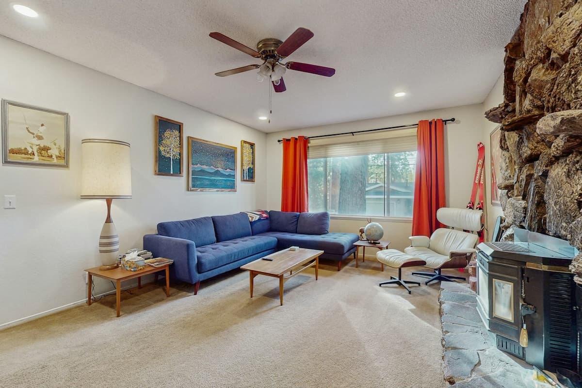 Mid-Century Ranch w/ Vinyl & Meadow Views - Photo 1
