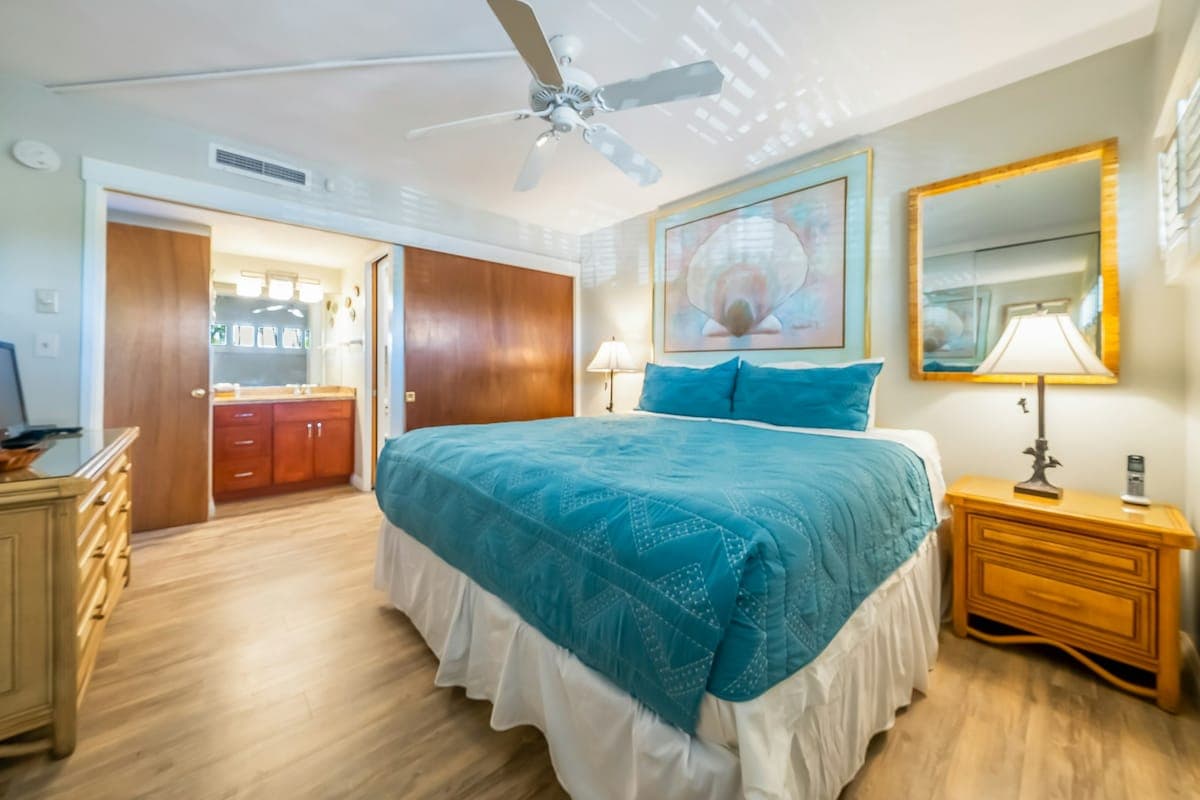 Condo in Kihei · ★4.78 · 1 bedroom · 2 beds · 1 private bath - Photo 5