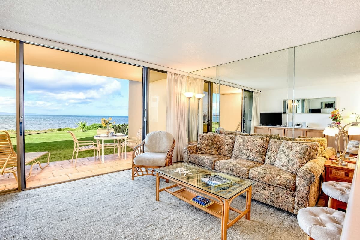 Condo in Kihei · ★5.0 · 1 bedroom · 2 beds · 1 private bath - Photo 5