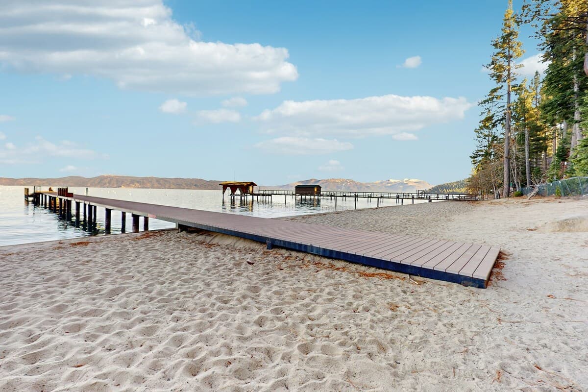 Lakeview Home Near Rubicon Bay, Renovated 2020 - Photo 2