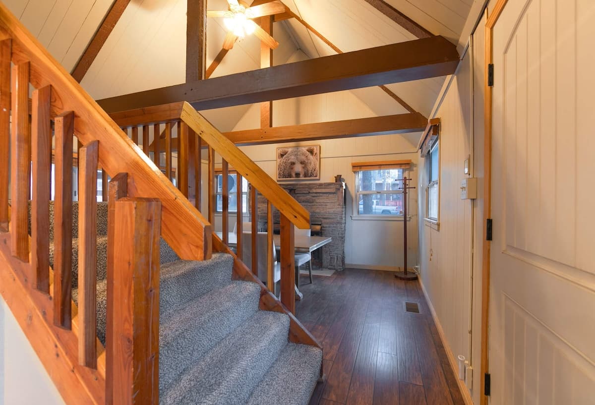 Heavenly Foothills Cabin, Pet-Friendly Near Skiing - Photo 1