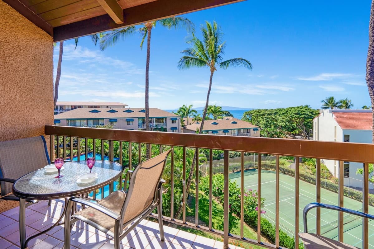 Well-maintained lofted 2 Bedroom - Maui Vista 2411 - Photo 1