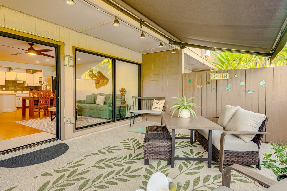 Townhouse in Lahaina · ★5.0 · 2 bedrooms · 4 beds · 2.5 private baths - Photo 2