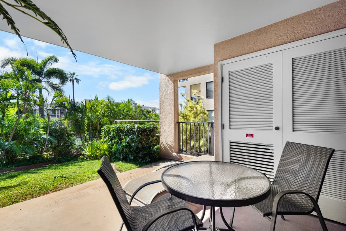 Beachy Ground-Floor Condo at Kamaole Sands - Photo 4