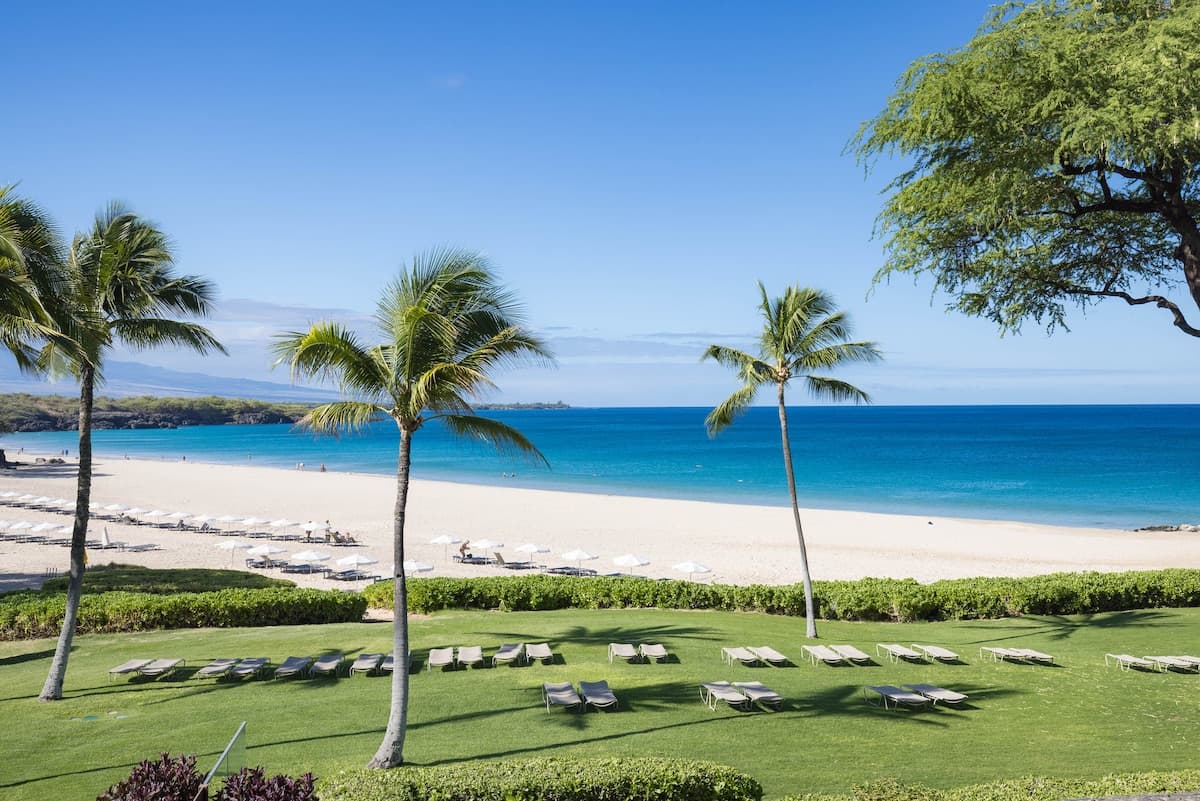 Condo in Waimea · ★5.0 · 2 bedrooms · 4 beds · 2.5 baths - Photo 5