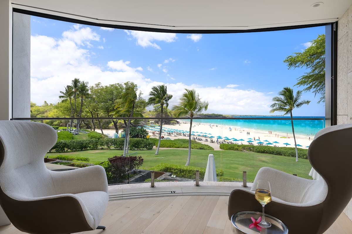 Condo in Waimea · ★5.0 · 2 bedrooms · 4 beds · 2.5 baths - Photo 3