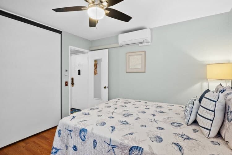 Garden Setting*AC*Close to Beach*Central Location - Photo 5