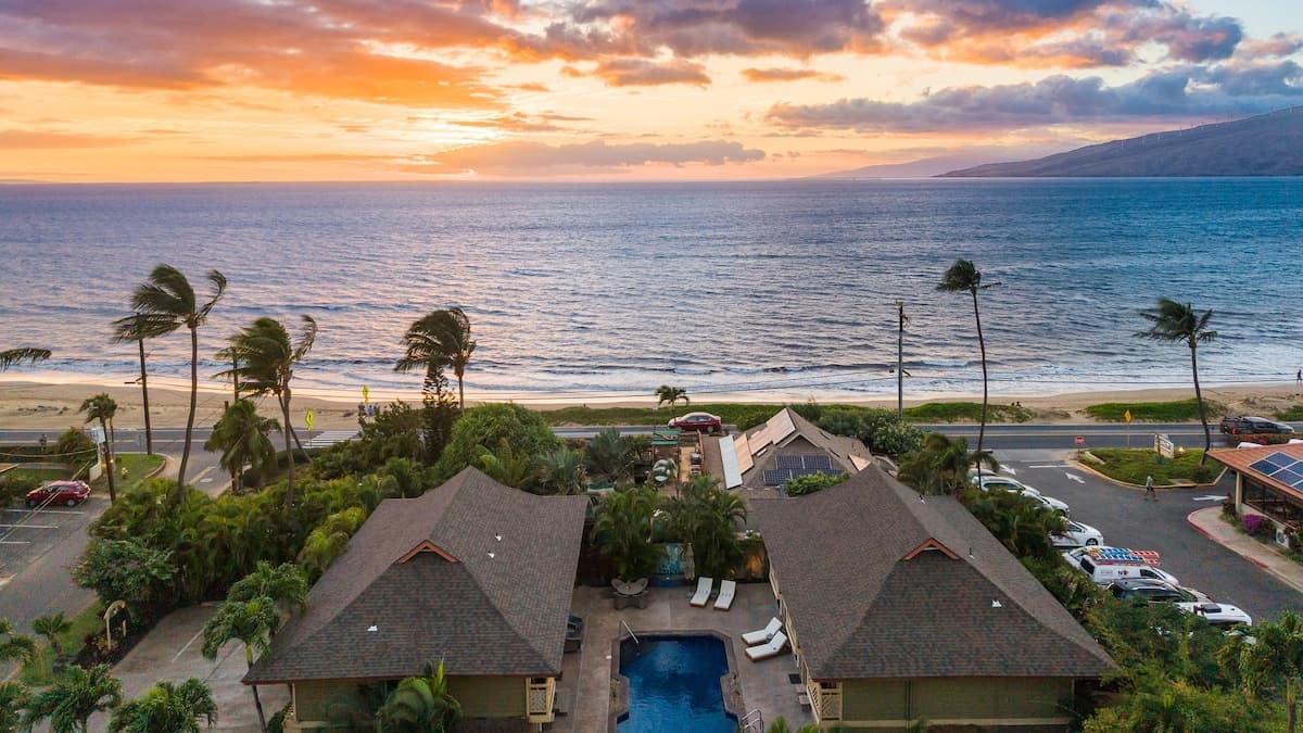 Condo in Kihei · ★5.0 · 1 bedroom · 1 bed · 1.5 private baths - Photo 4