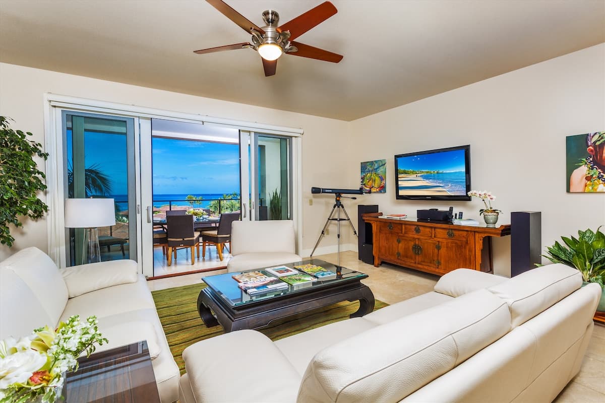 Villa in Wailea · ★5.0 · 3 bedrooms · 4 beds · 3 baths - Photo 1