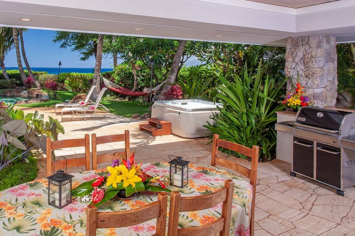 Home in Kaanapali · ★5.0 · 3 bedrooms · 4 beds · 3.5 baths - Photo 4