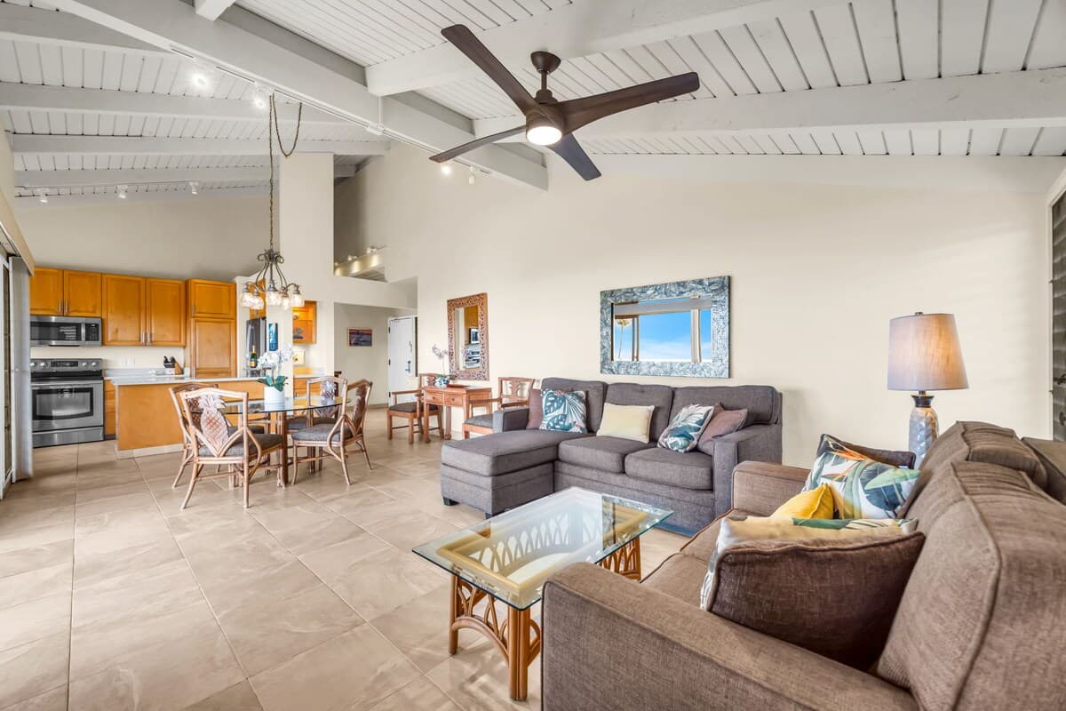 Condo in Kihei · ★5.0 · 2 bedrooms · 3 beds · 2 private baths - Photo 5