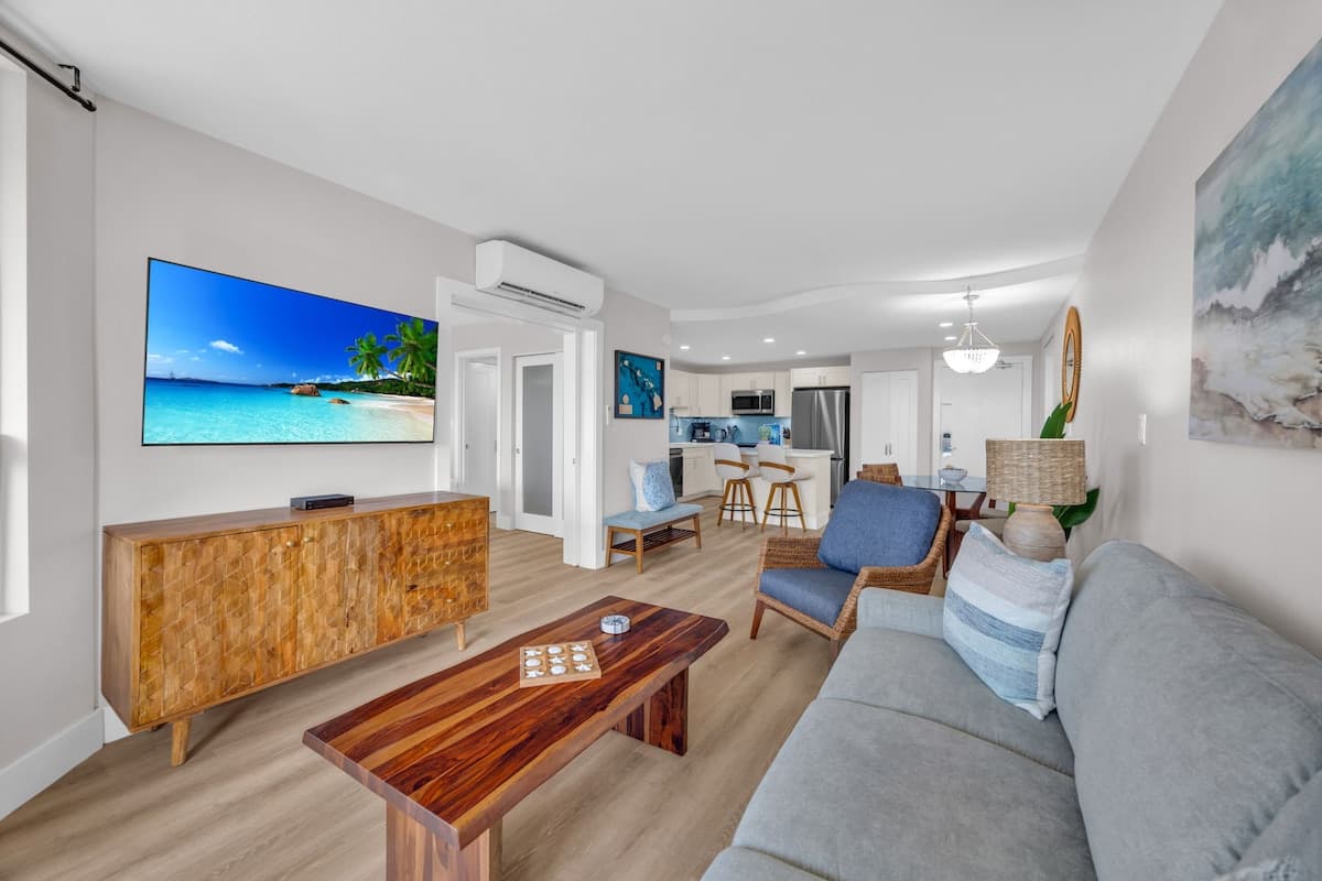 Condo in Kihei · ★5.0 · 1 bedroom · 2 beds · 1 bath - Photo 4