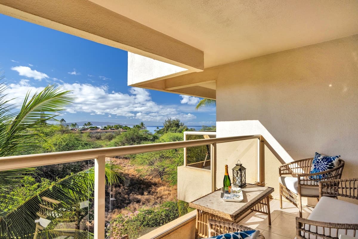 Condo in Kihei · ★5.0 · 1 bedroom · 2 beds · 1 bath - Photo 3