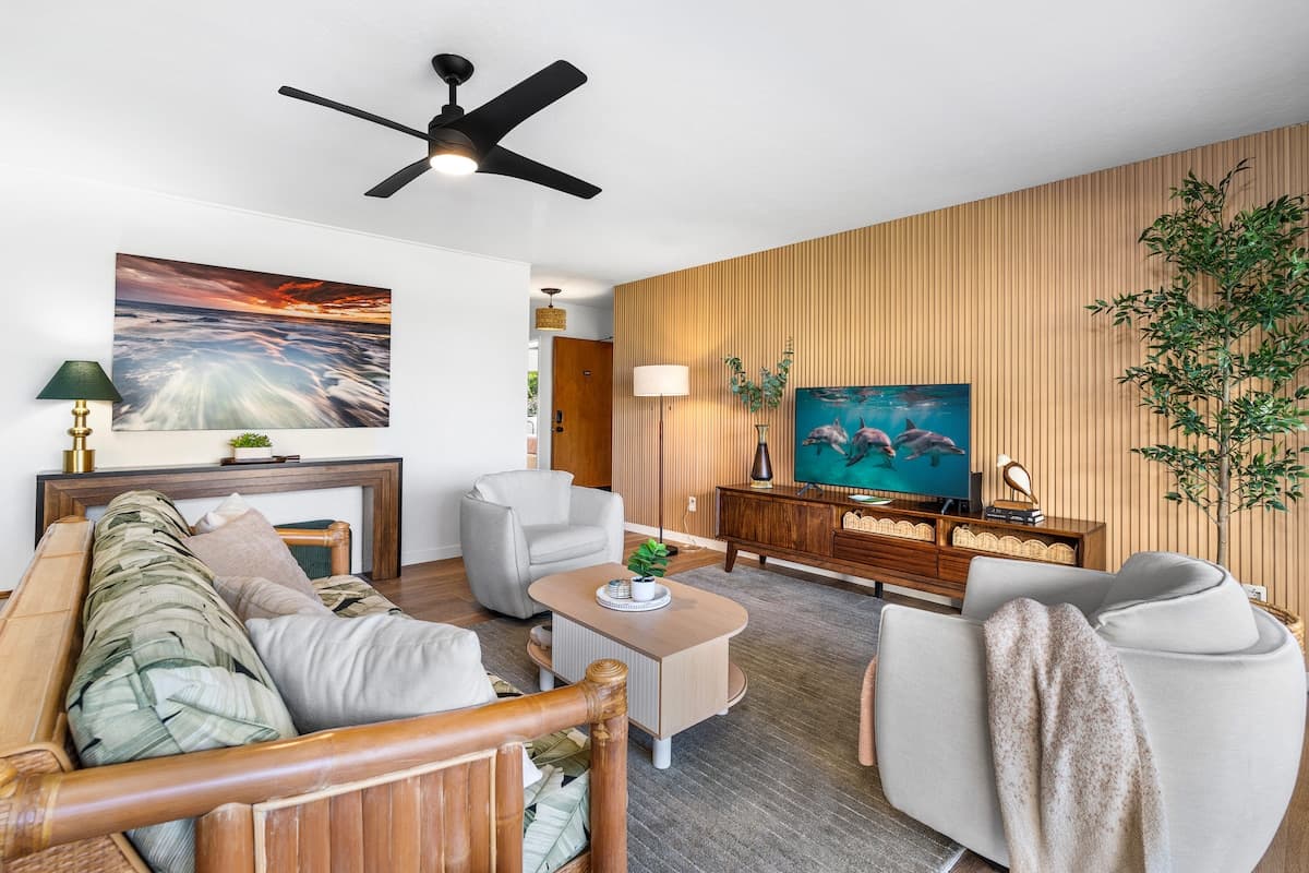 Condo in Kailua-Kona · ★4.8 · 2 bedrooms · 3 beds · 2 private baths - Photo 5