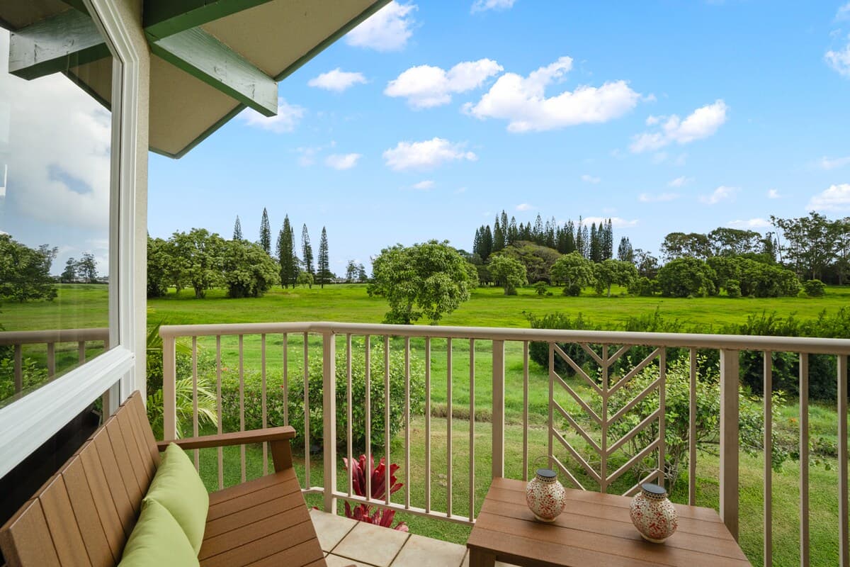 A/C Newly Renovated Townhome! ~Pool ~Jacuzzi ~BBQ - Photo 4