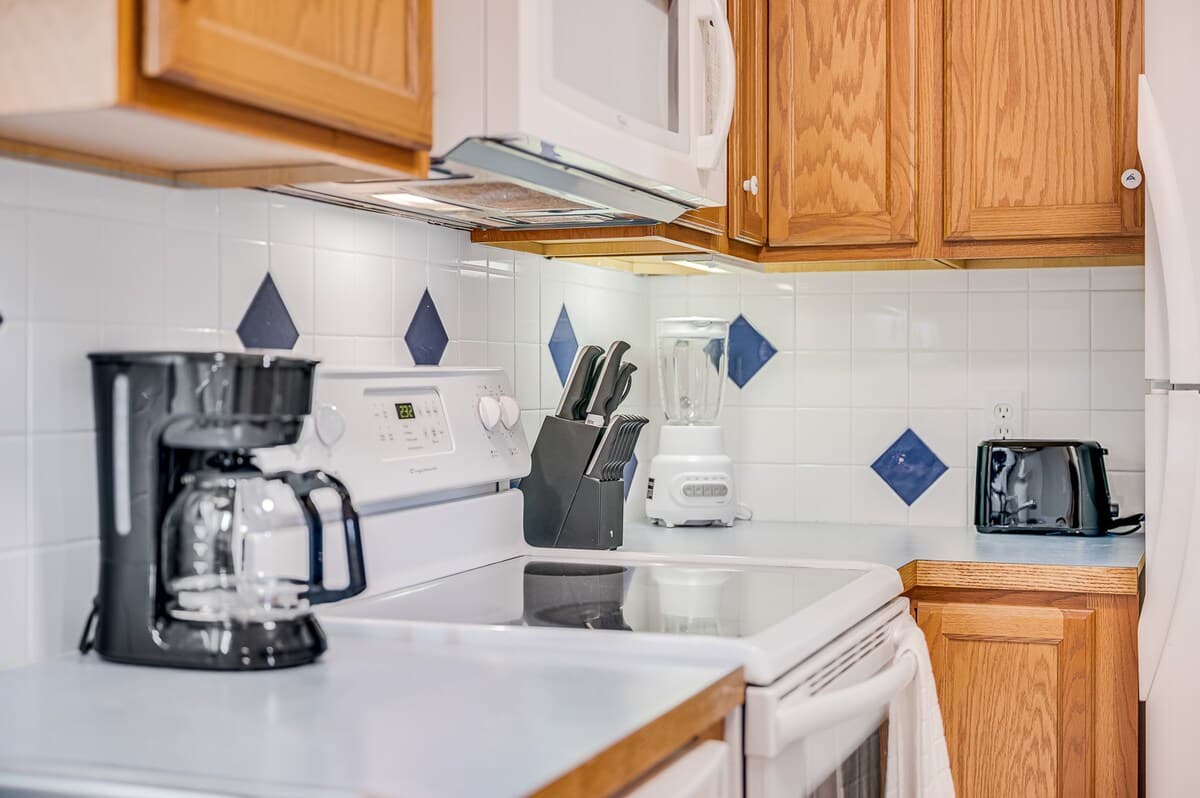 Hotel in Lahaina · ★5.0 · 1 bedroom · 2 beds · 1 bath - Photo 5