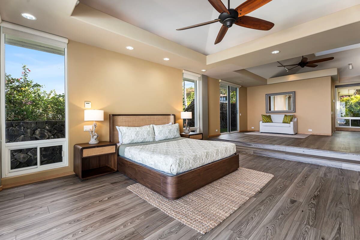 Home in Kailua-Kona · ★5.0 · 3 bedrooms · 5 beds · 3.5 baths - Photo 2