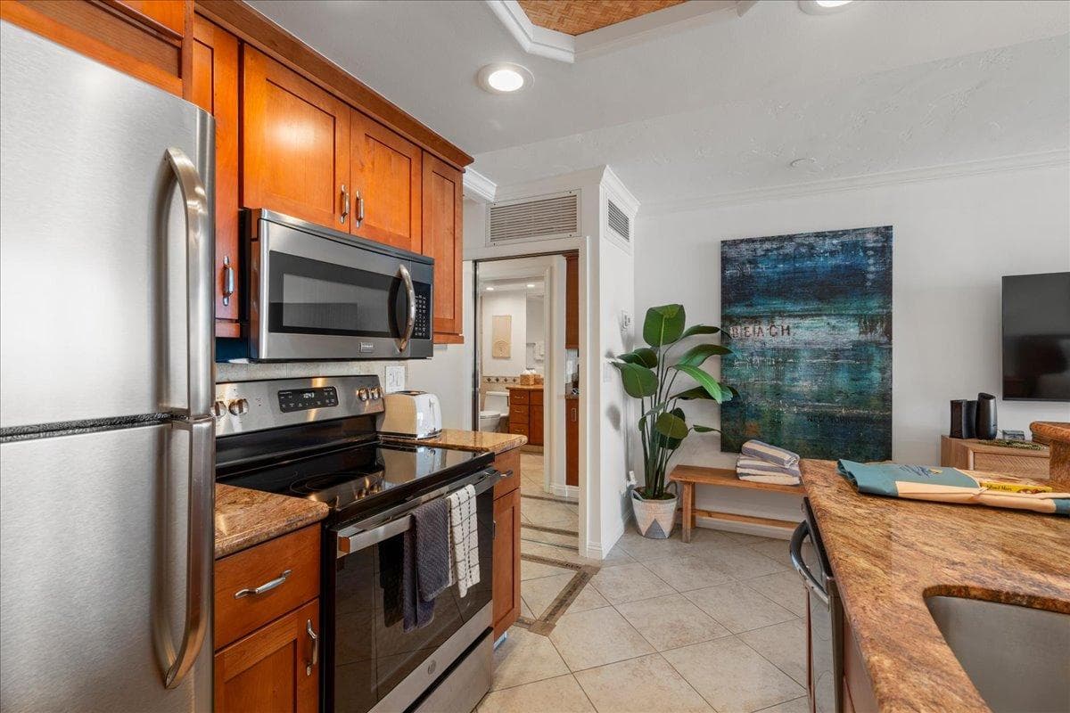 Place to stay in Lahaina · ★5.0 · 1 bed · 1 private bath - Photo 3