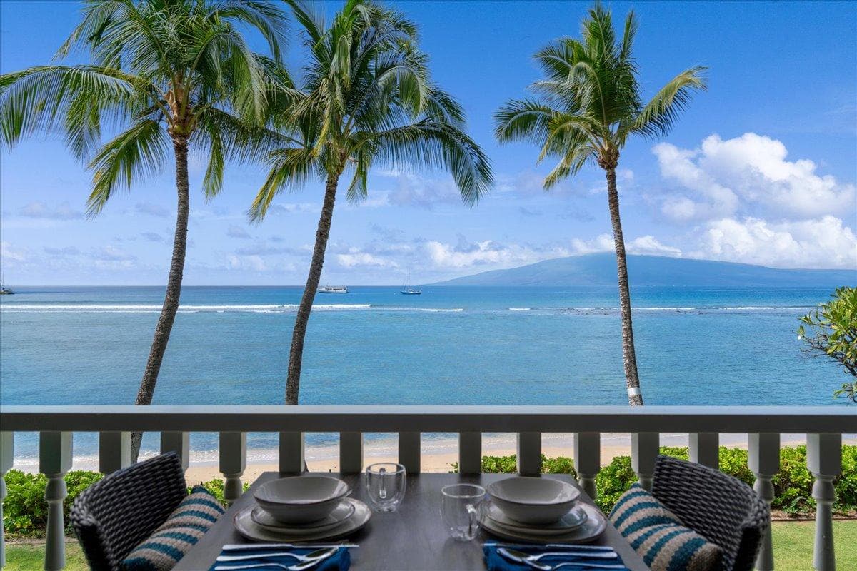Place to stay in Lahaina · ★5.0 · 1 bed · 1 private bath - Photo 1