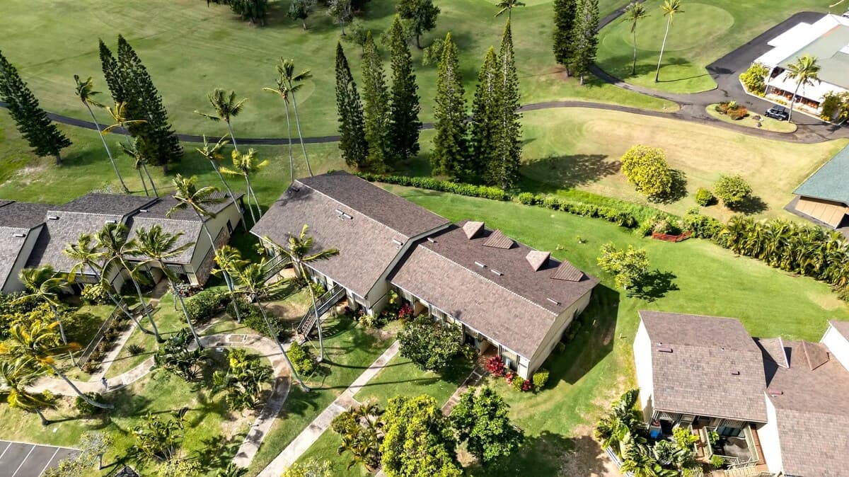 Condo in Kahuku · ★5.0 · 3 bedrooms · 6 beds · 2 private baths - Photo 1
