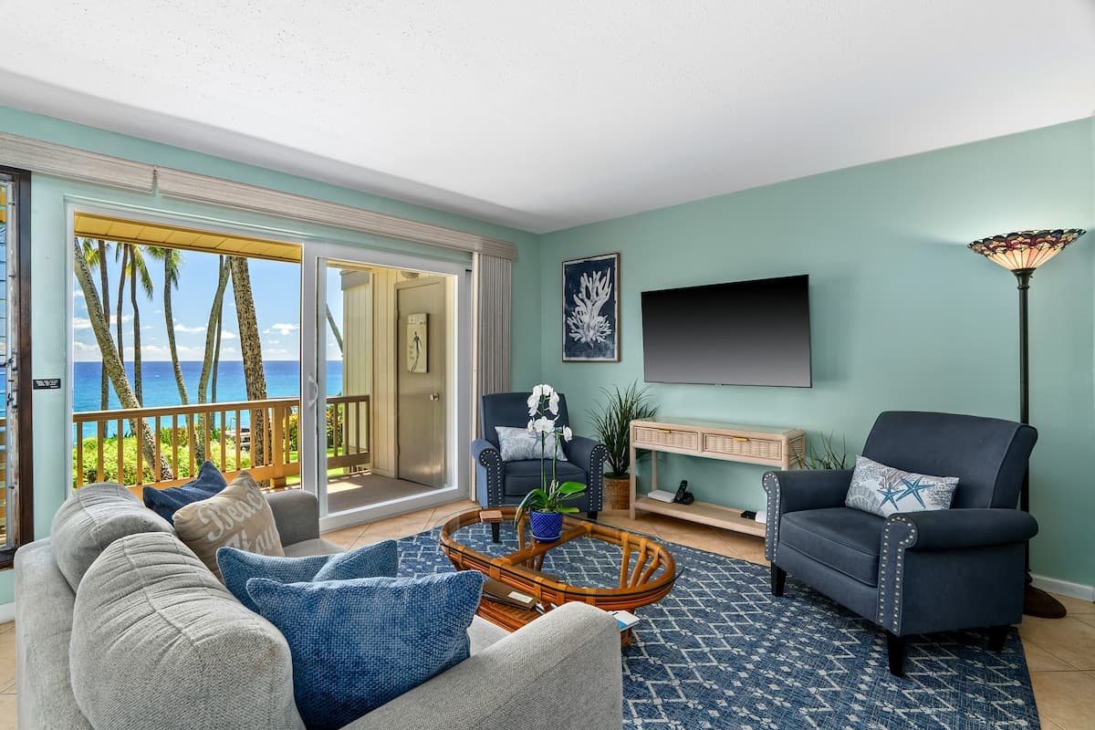 Poipu Palms 101 Direct Oceanfront, Pool, Sunsets - Photo 3