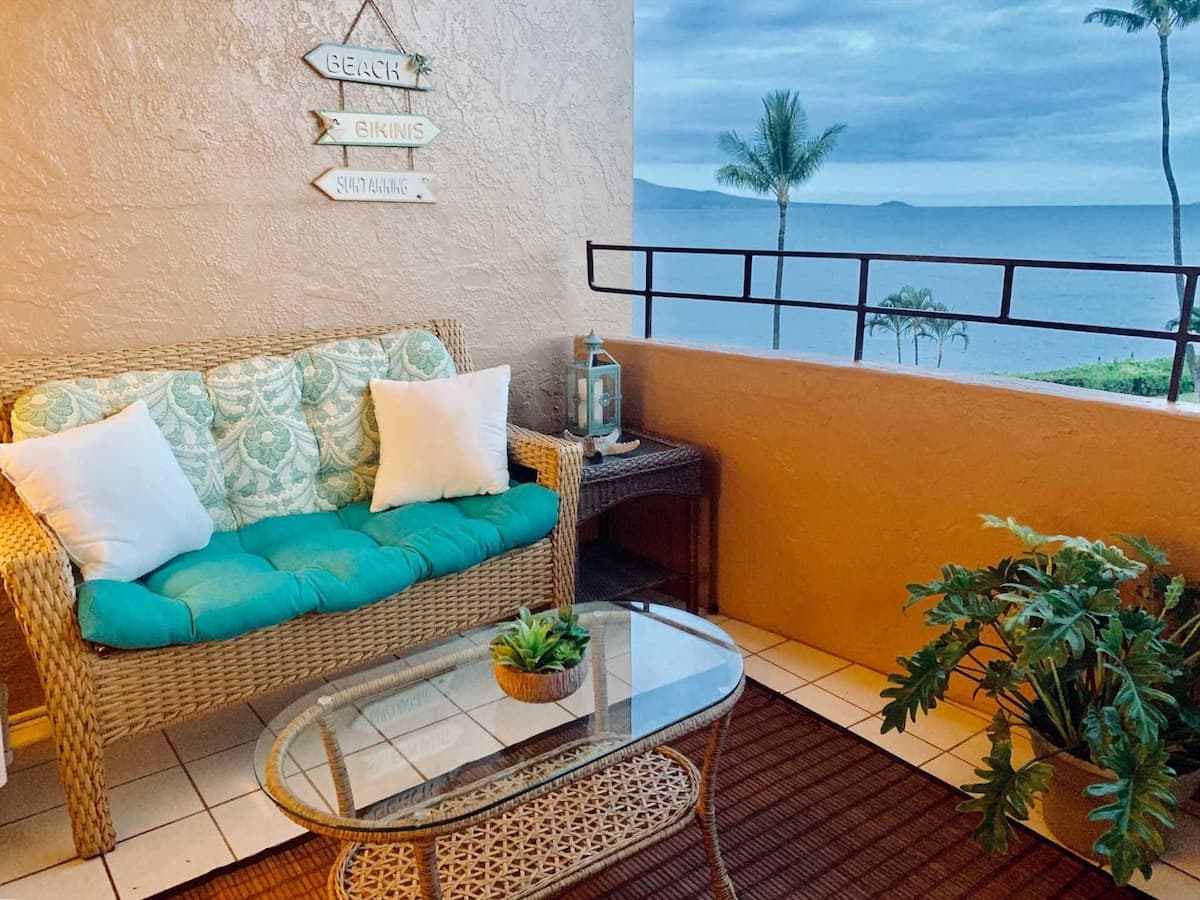 Condo in Maalaea · ★4.76 · 1 bedroom · 2 beds · 1 private bath - Photo 1