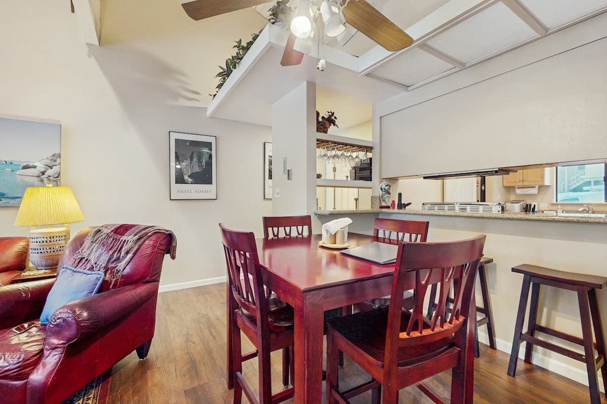 Townhouse in Incline Village · 3 bedrooms · 4 beds · 2.5 private baths - Photo 3